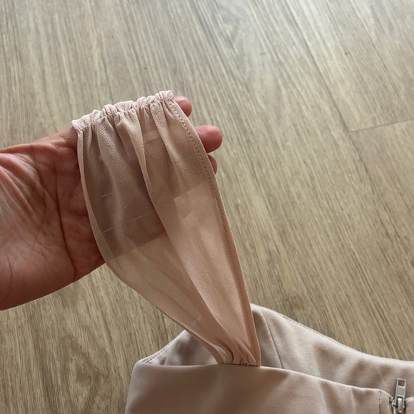 NWOT Vici Collection Elegant Pink Off-Shoulder Corset Top - Picture 8 of 9